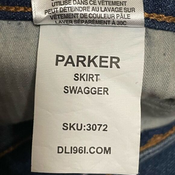 DL1961 Mini Parker Swagger Denim Skirt Made w/American Cotton (Medium) - Picture 14 of 16